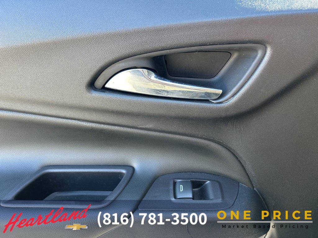 Used 2020 Chevrolet Equinox LT image 40