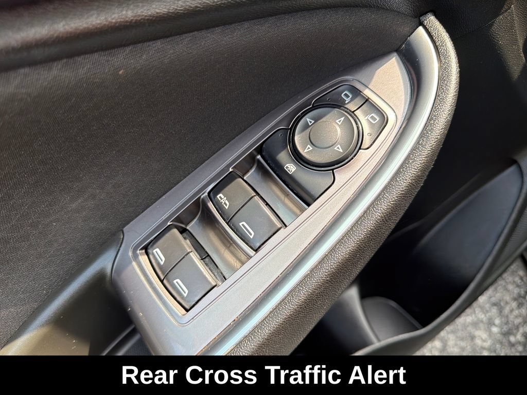 Used 2021 Chevrolet Malibu LT FWD image 14