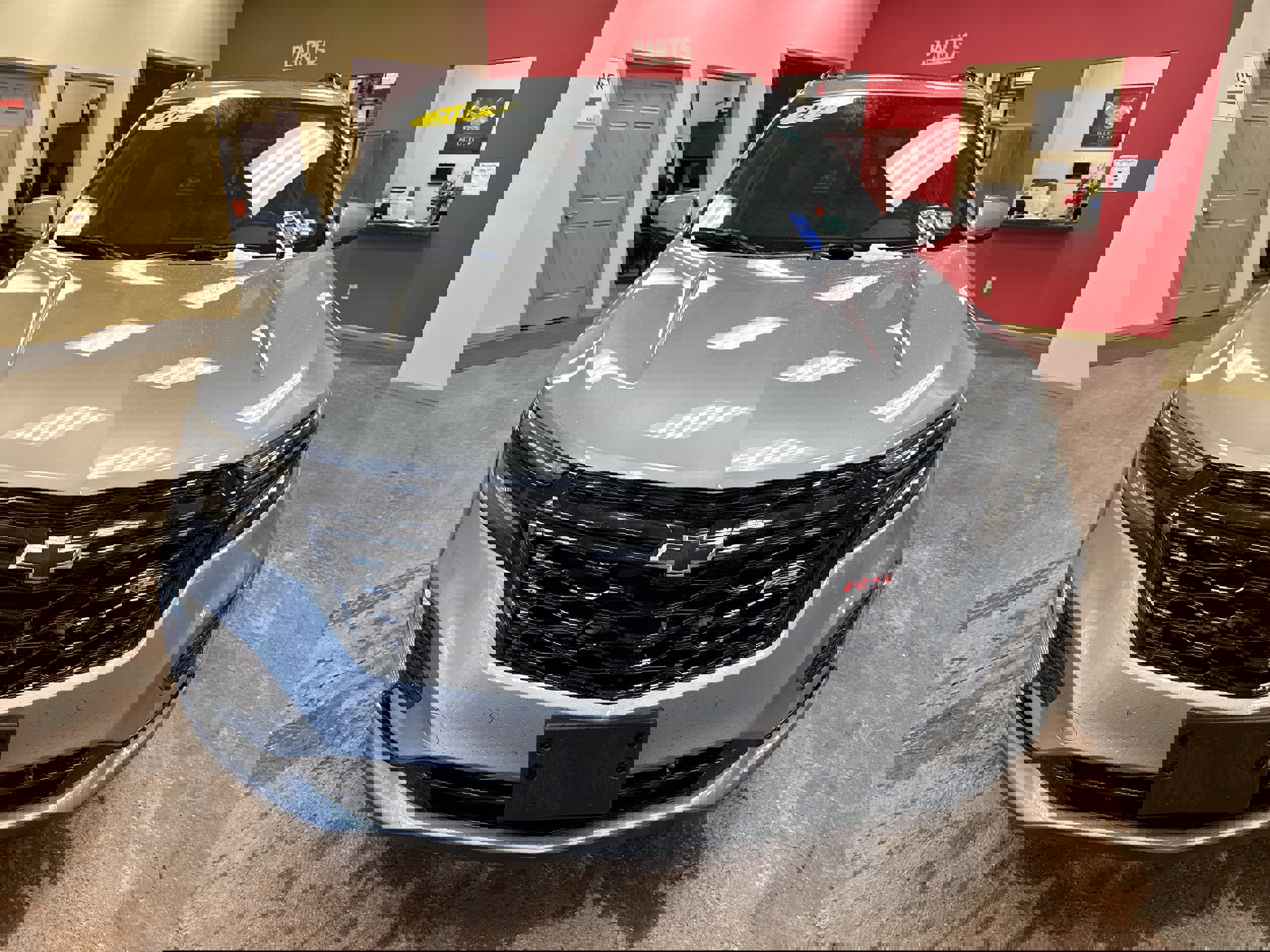 Used 2024 Chevrolet Equinox RS image 2