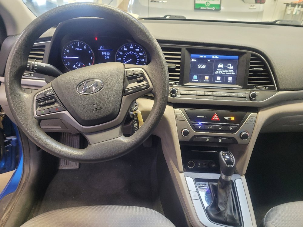 Used 2017 Hyundai Elantra SE image 22