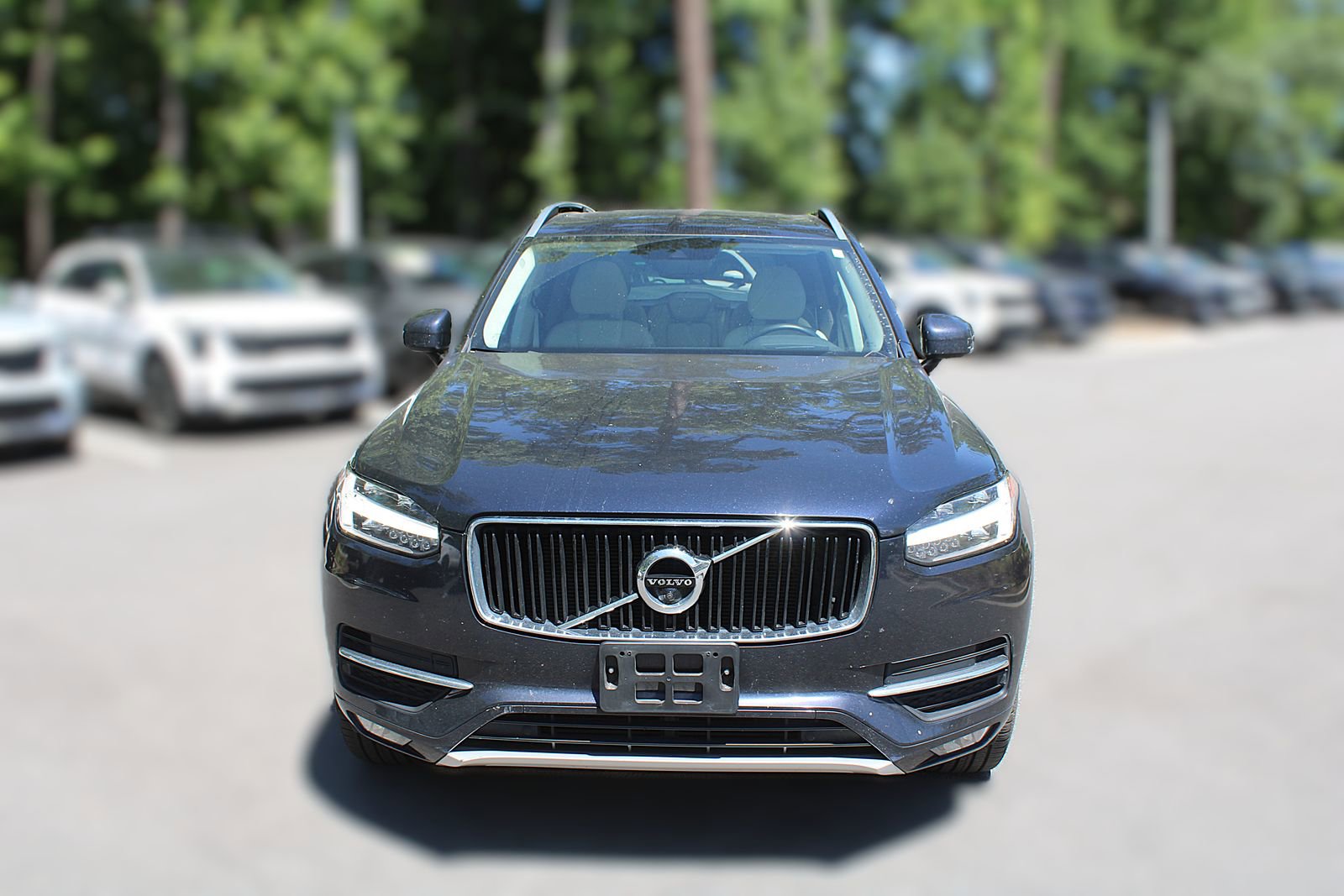 Used 2017 Volvo XC90 T5 Momentum w/ Vision Package FWD image 17