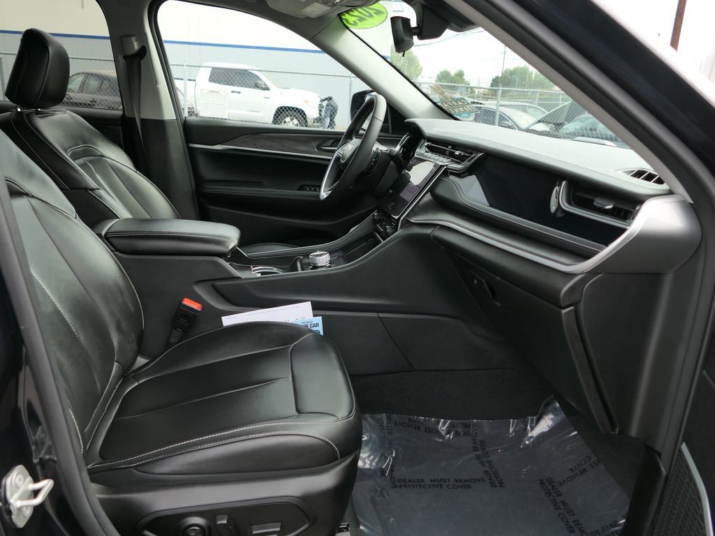 Used 2023 Jeep Grand Cherokee 4WD 4xe image 25