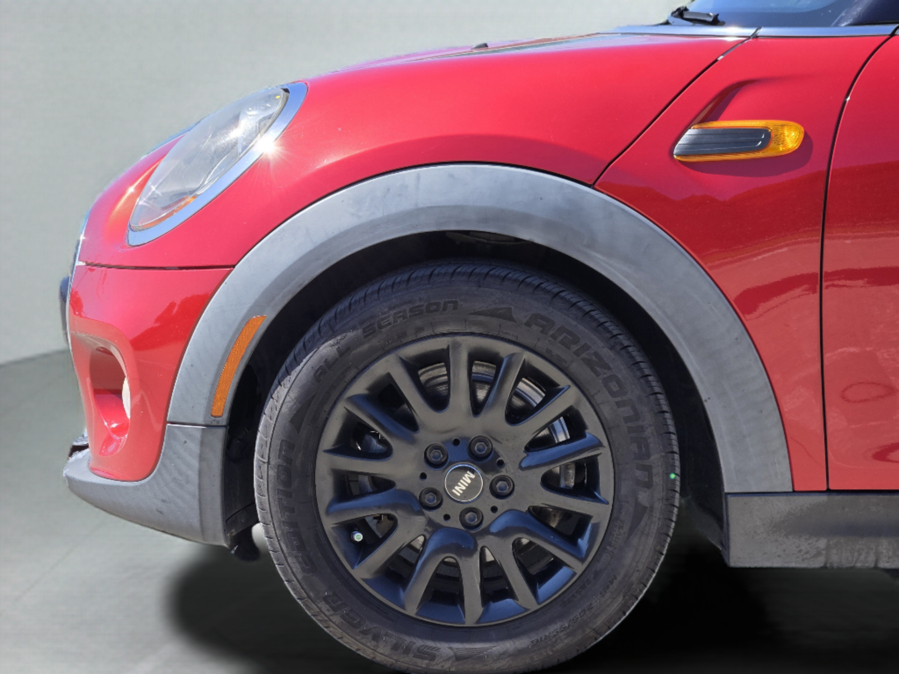 Used 2015 MINI Cooper 2-Door Hardtop FWD image 28
