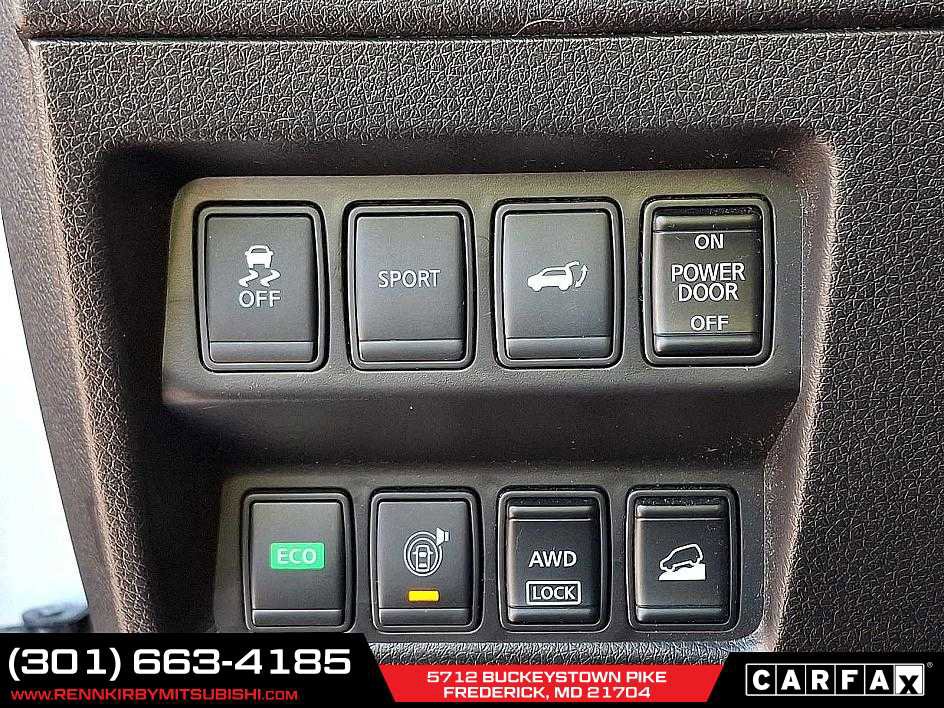 Used 2016 Nissan Rogue SL w/ SL Premium Package image 26