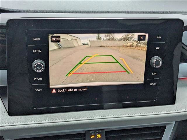 New 2026 Volkswagen Taos SEL image 15