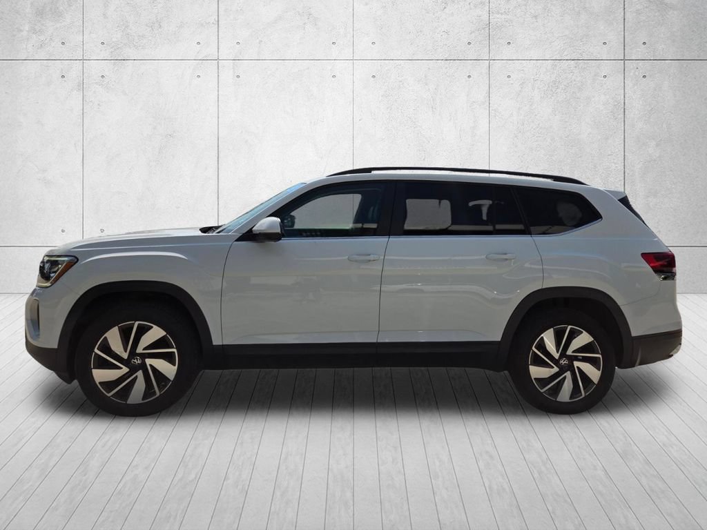 Certified 2025 Volkswagen Atlas SE FWD image 2