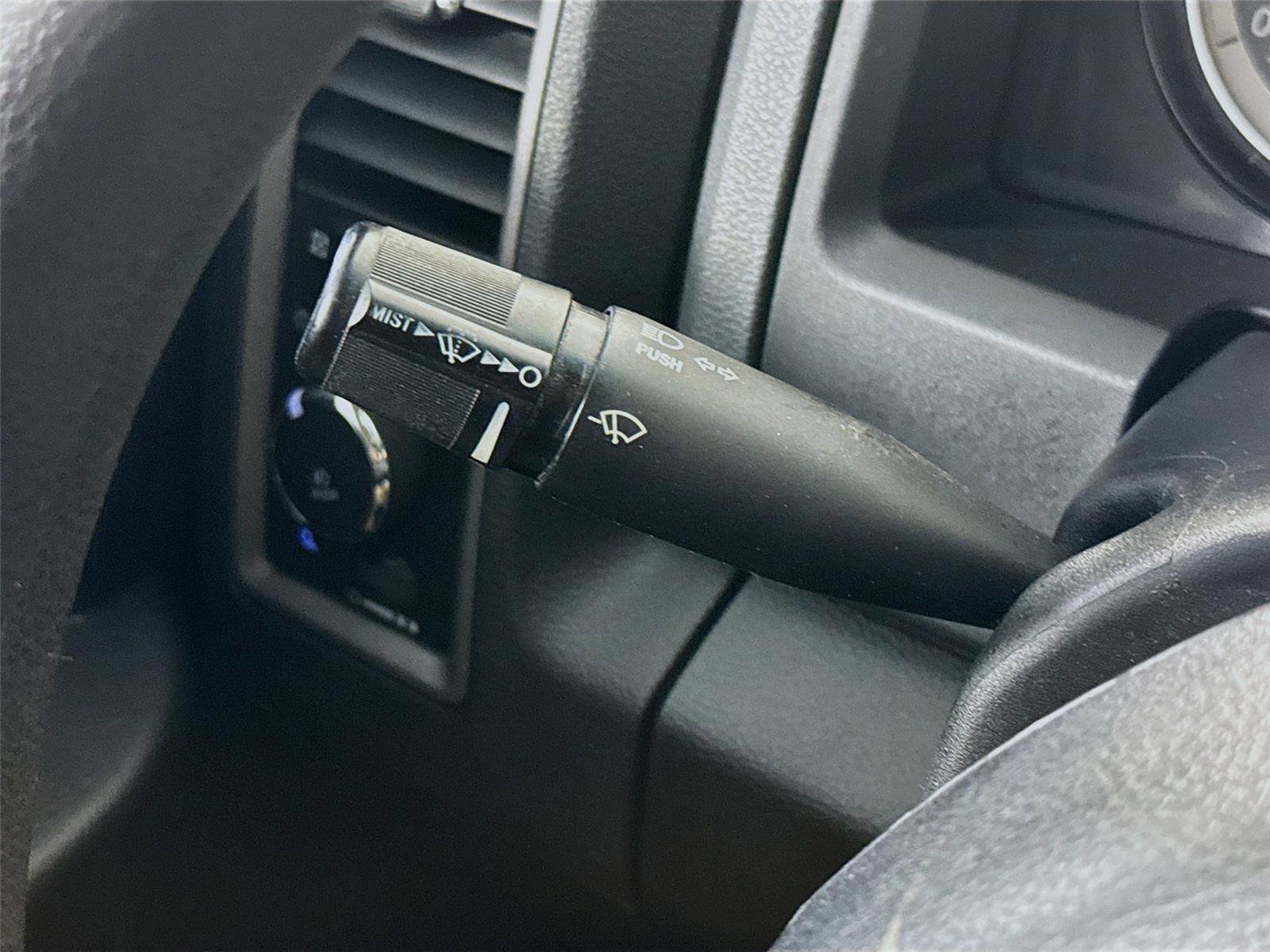 Used 2018 RAM 1500 Express RWD image 5