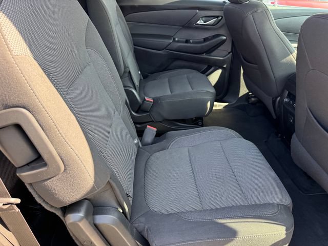 Certified 2023 Chevrolet Traverse LT FWD image 9