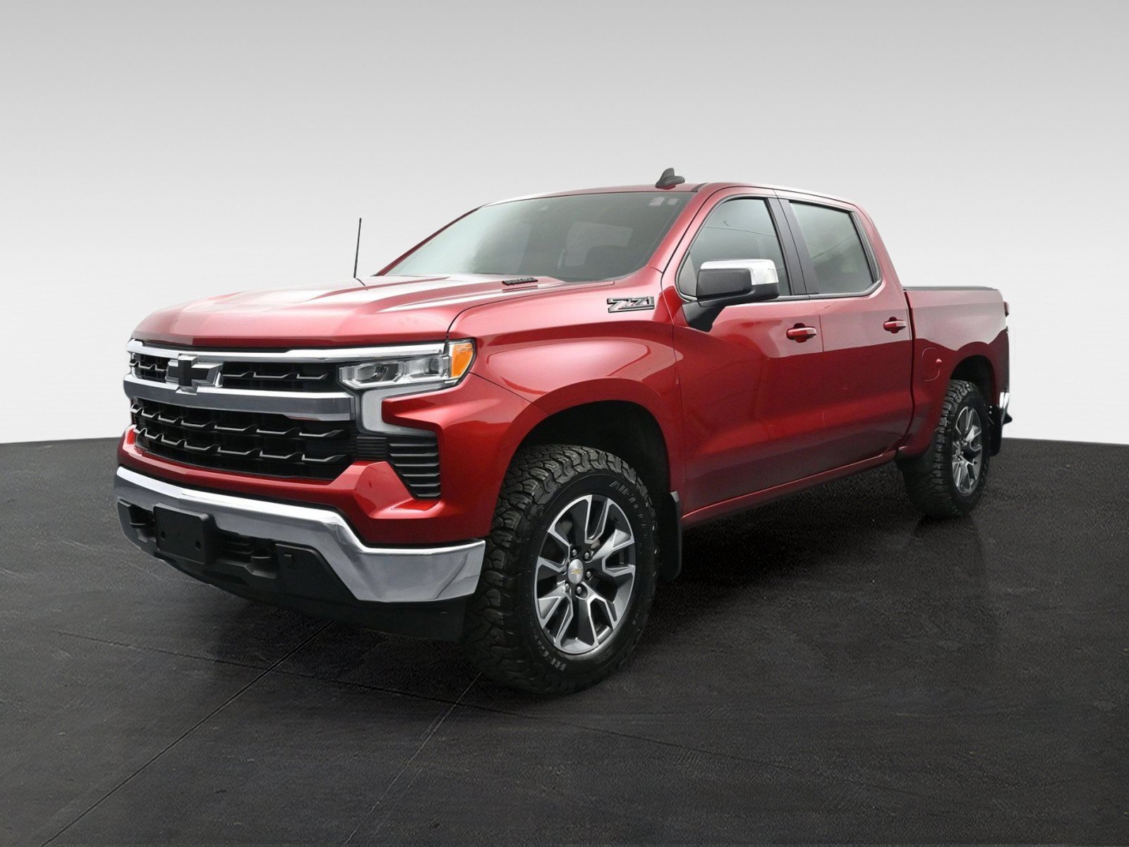 Used 2023 Chevrolet Silverado 1500 LT AWD/4WD image 8