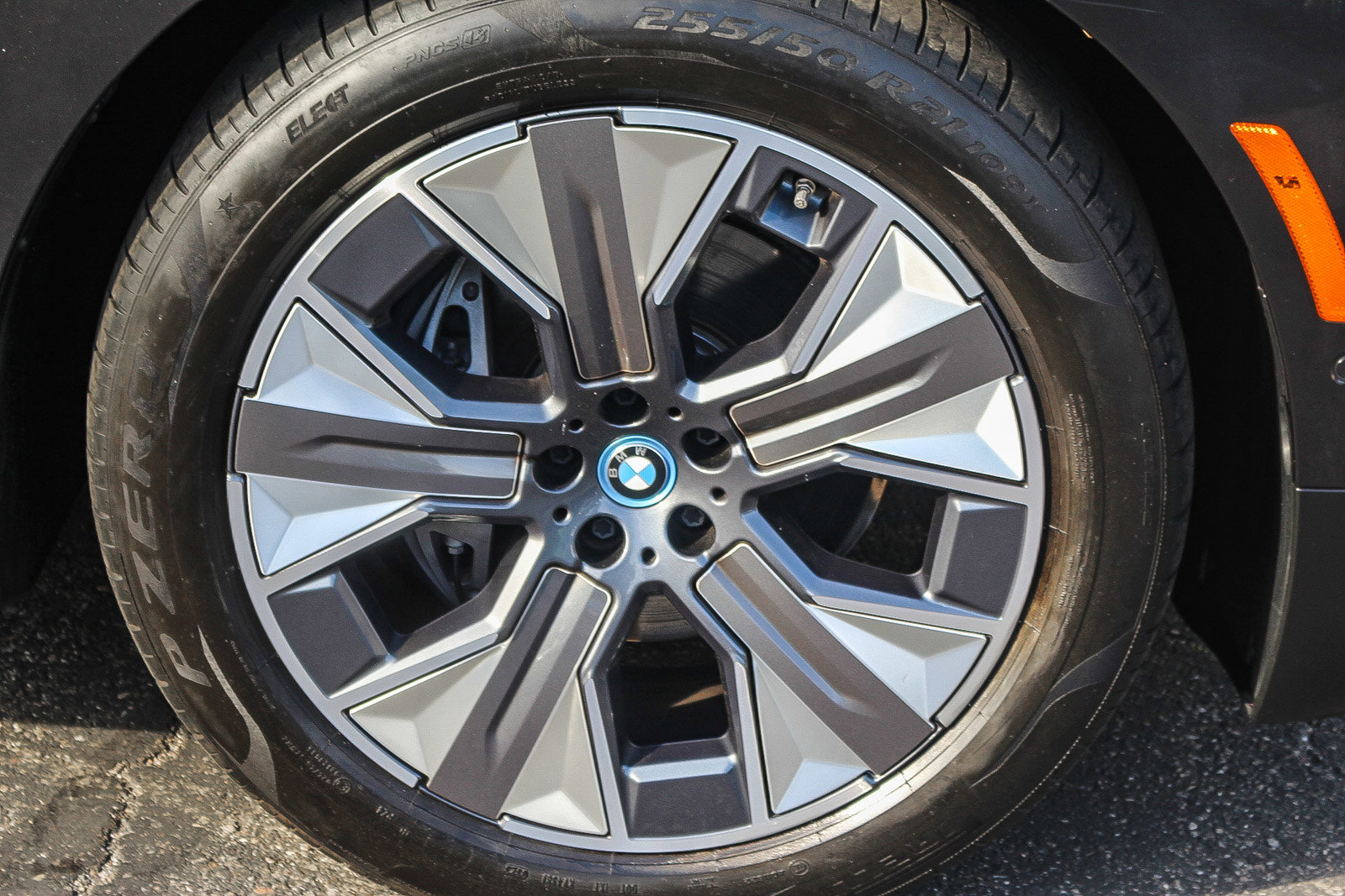 Certified 2023 BMW iX xDrive50 w/ Premium Package image 10