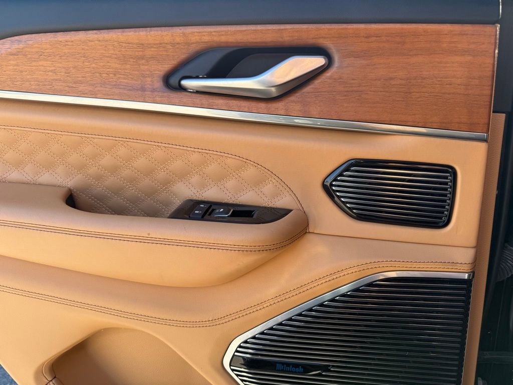 Used 2022 Jeep Grand Cherokee Summit image 39