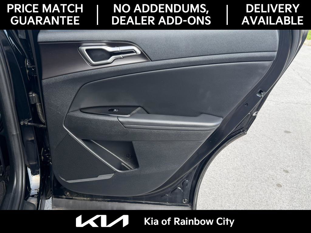 Used 2024 Kia Sportage EX image 18