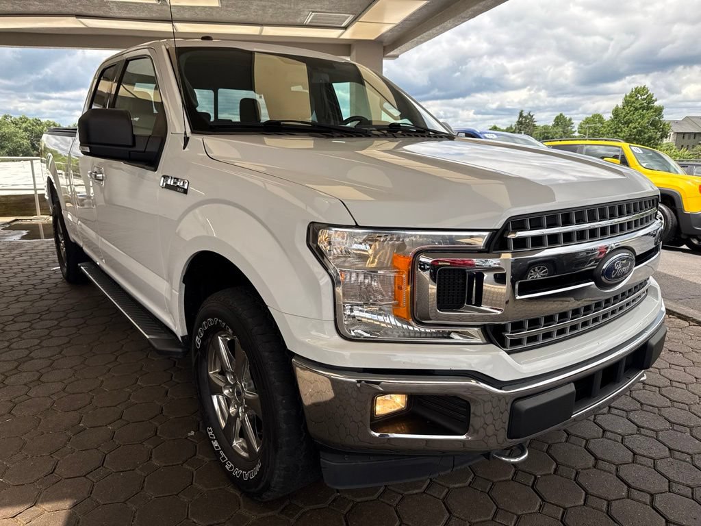 Used 2018 Ford F150 XLT w/ Equipment Group 302A Luxury AWD/4WD image 4