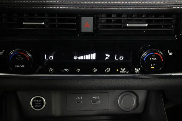 Certified 2023 Nissan Rogue Platinum FWD image 23