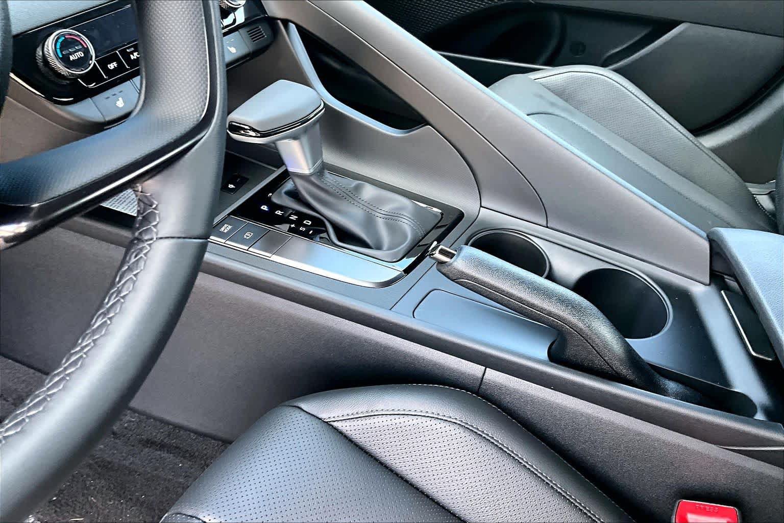 New 2026 Hyundai Elantra SEL Sport FWD image 11