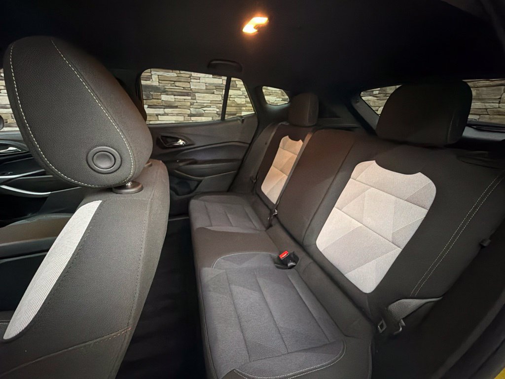 Used 2024 Chevrolet Trax RS w/ Driver Confidence Package FWD image 29