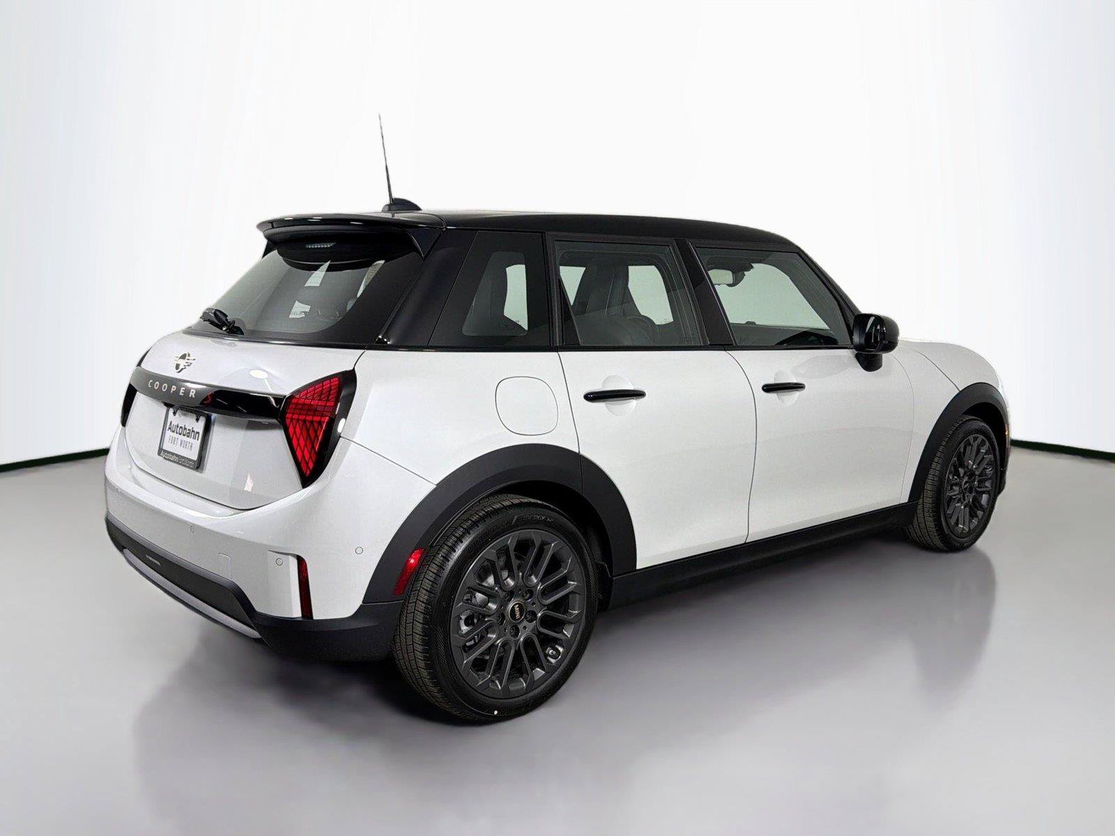 New 2026 MINI Cooper S FWD image 5