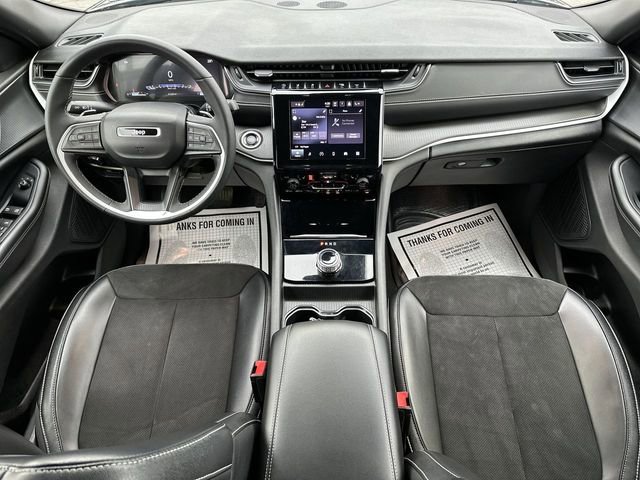 Used 2023 Jeep Grand Cherokee L Laredo image 20