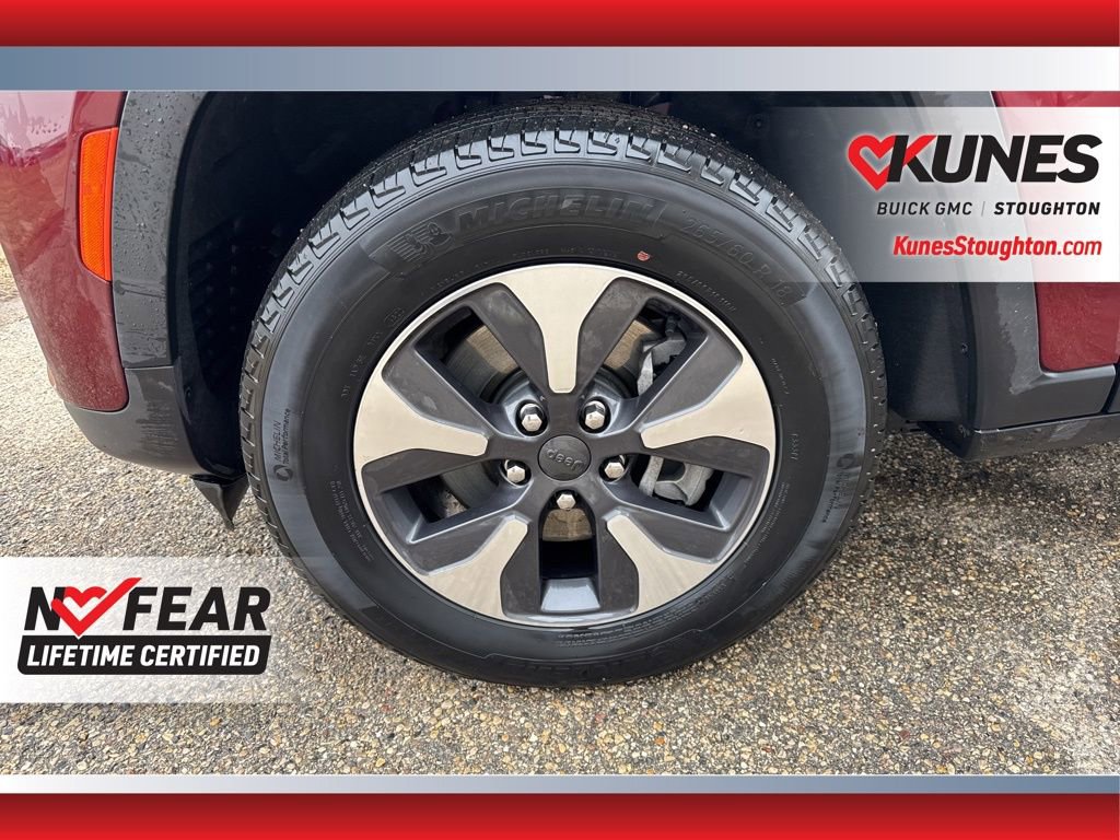 Used 2023 Jeep Grand Cherokee 4WD 4xe image 16