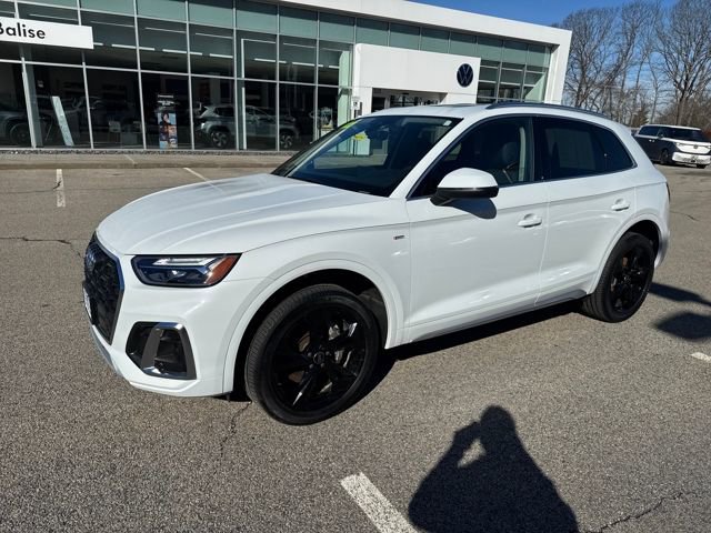 Used 2023 Audi Q5 2.0T Premium Plus w/ Premium Plus Package image 3