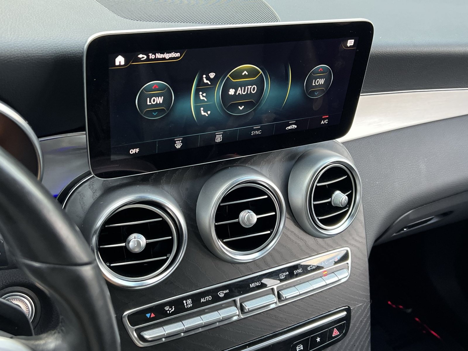 Certified 2022 Mercedes-Benz GLC 300 4MATIC image 26