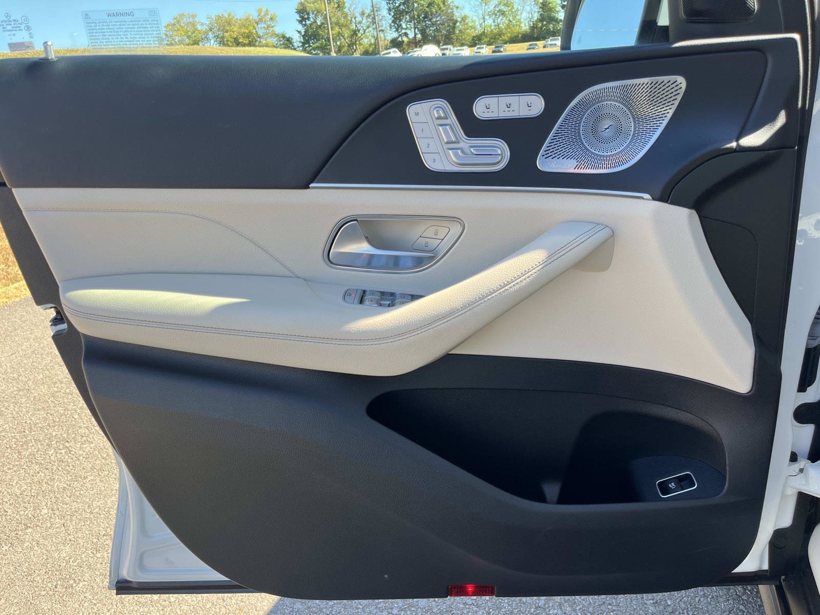 Certified 2023 Mercedes-Benz GLS 450 4MATIC image 31