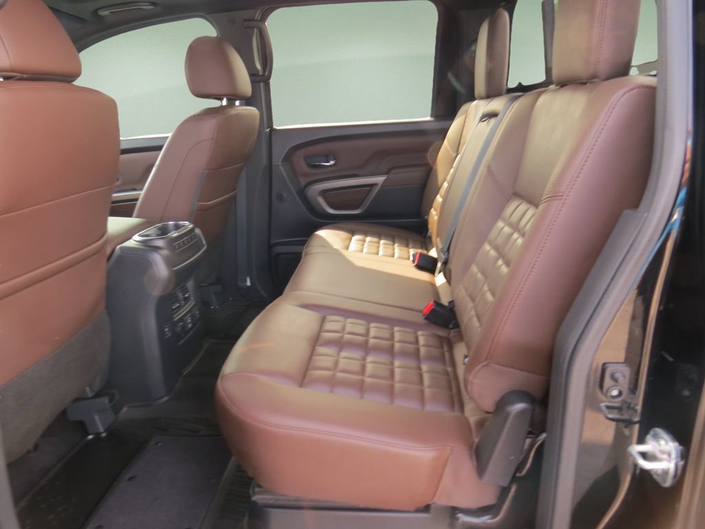 Used 2024 Nissan Titan Platinum Reserve w/ Moonroof Package AWD/4WD image 19