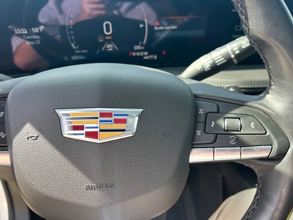 Used 2024 Cadillac XT4 Premium Luxury w/ Active Safety Package AWD/4WD image 22