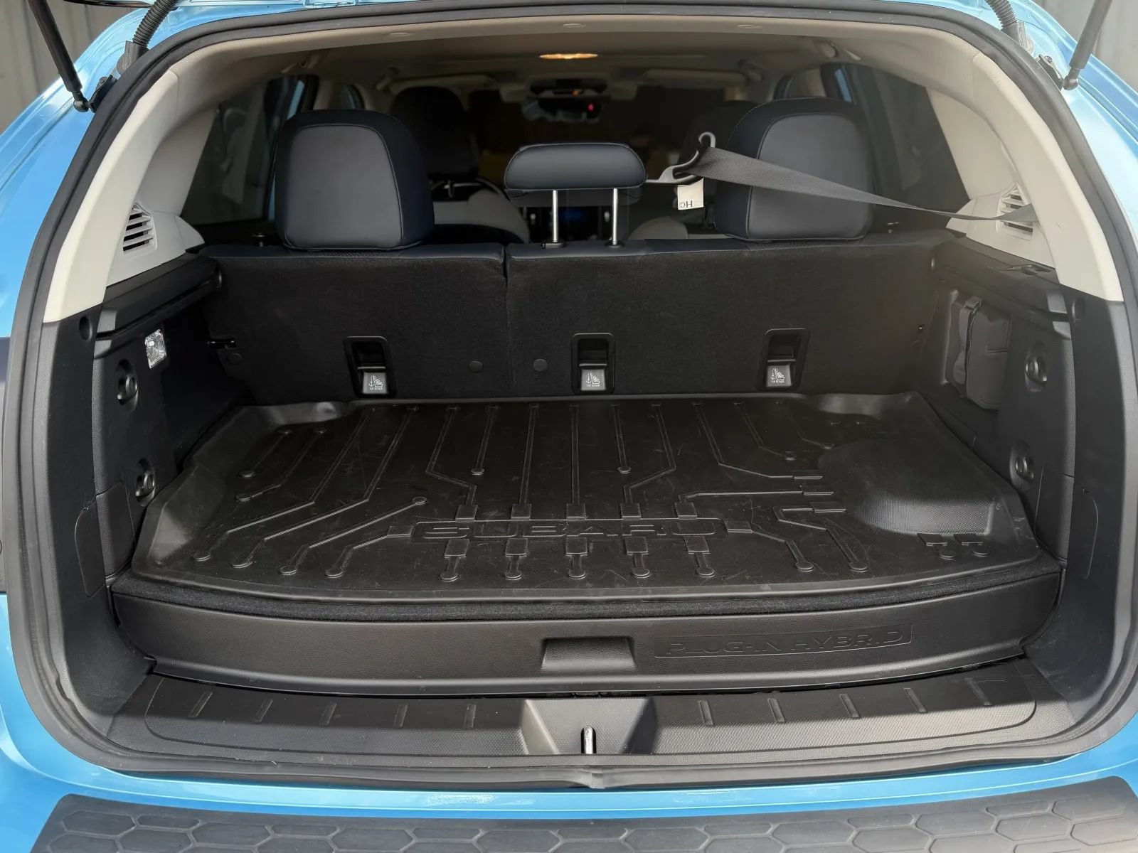 Used 2023 Subaru Crosstrek Hybrid w/ Moonroof Package w/Navigation AWD/4WD image 18