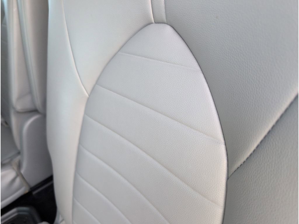 Used 2023 Toyota Highlander XLE image 31