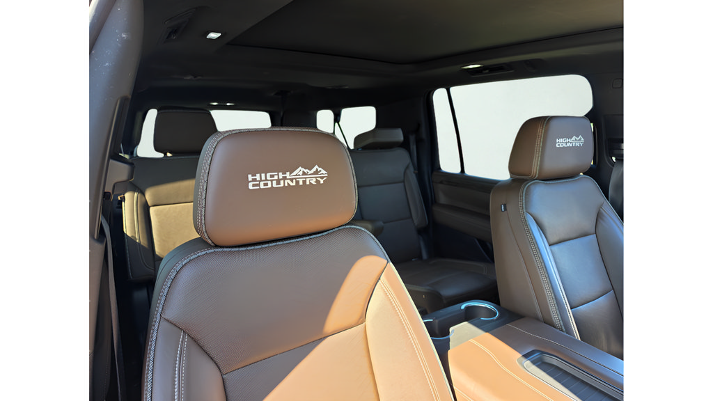 Used 2021 Chevrolet Suburban High Country AWD/4WD image 20