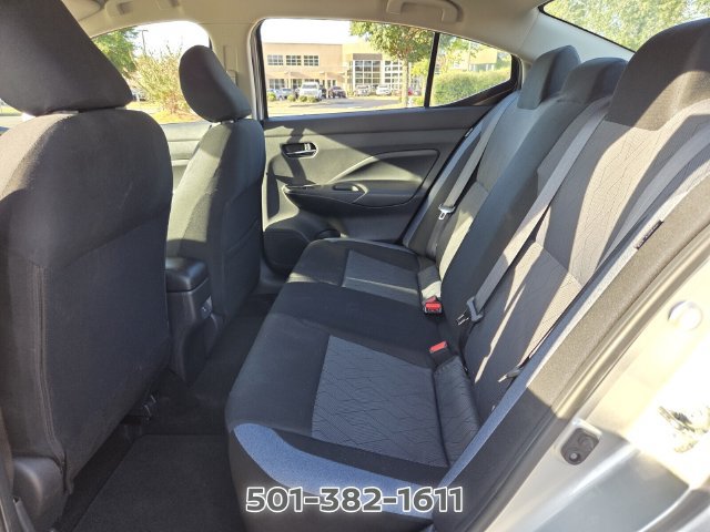 Used 2025 Nissan Versa SV FWD image 11