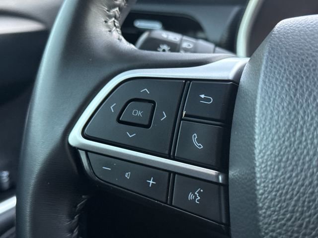 Used 2025 Toyota Highlander XSE image 28