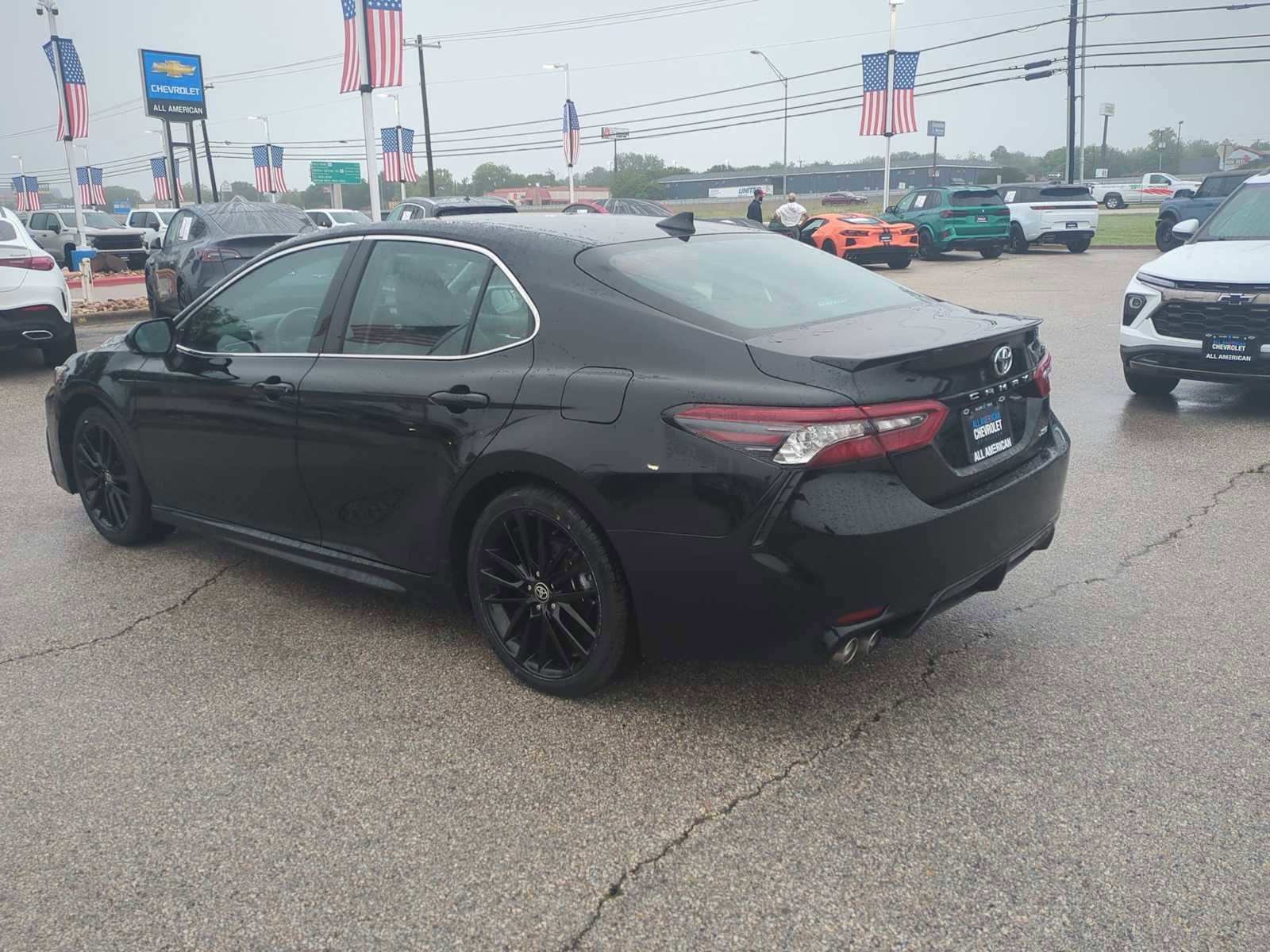 Used 2024 Toyota Camry XSE FWD image 6