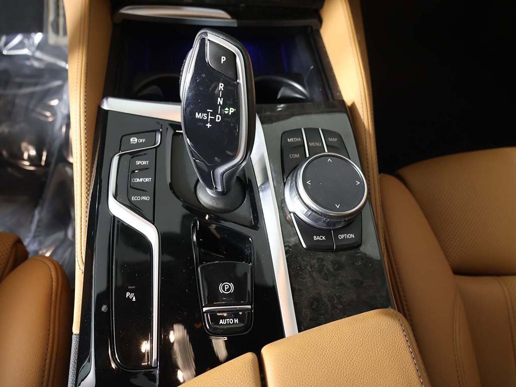 Used 2023 BMW 530i xDrive w/ M Sport Package image 47