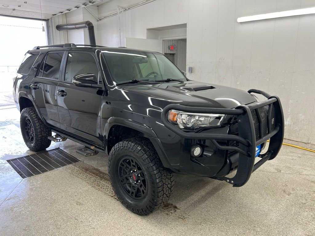 Used 2019 Toyota 4Runner TRD Off-Road Premium image 3