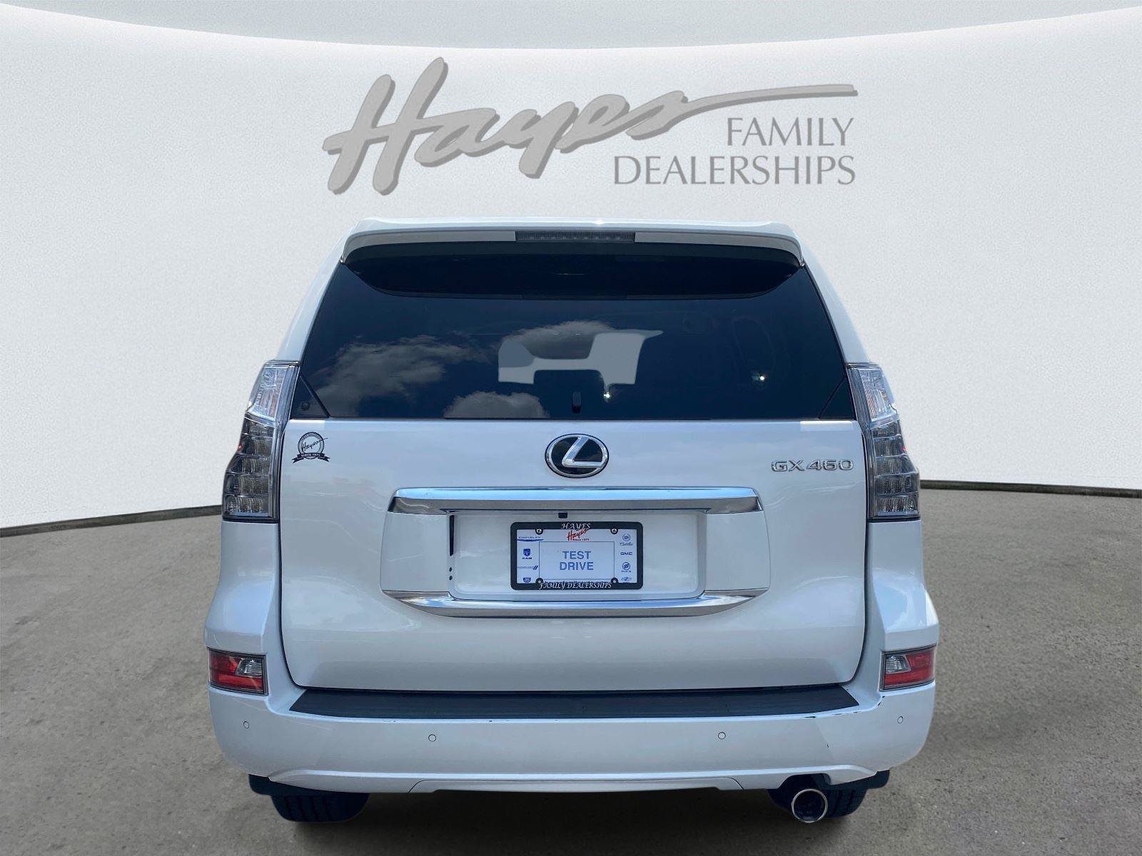 Used 2020 Lexus GX 460 Premium w/ Premium Package AWD/4WD image 4