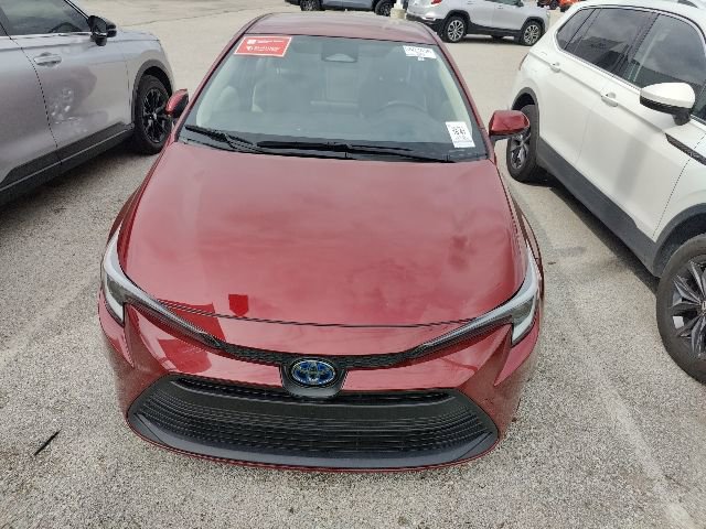 Used 2025 Toyota Corolla LE image 14