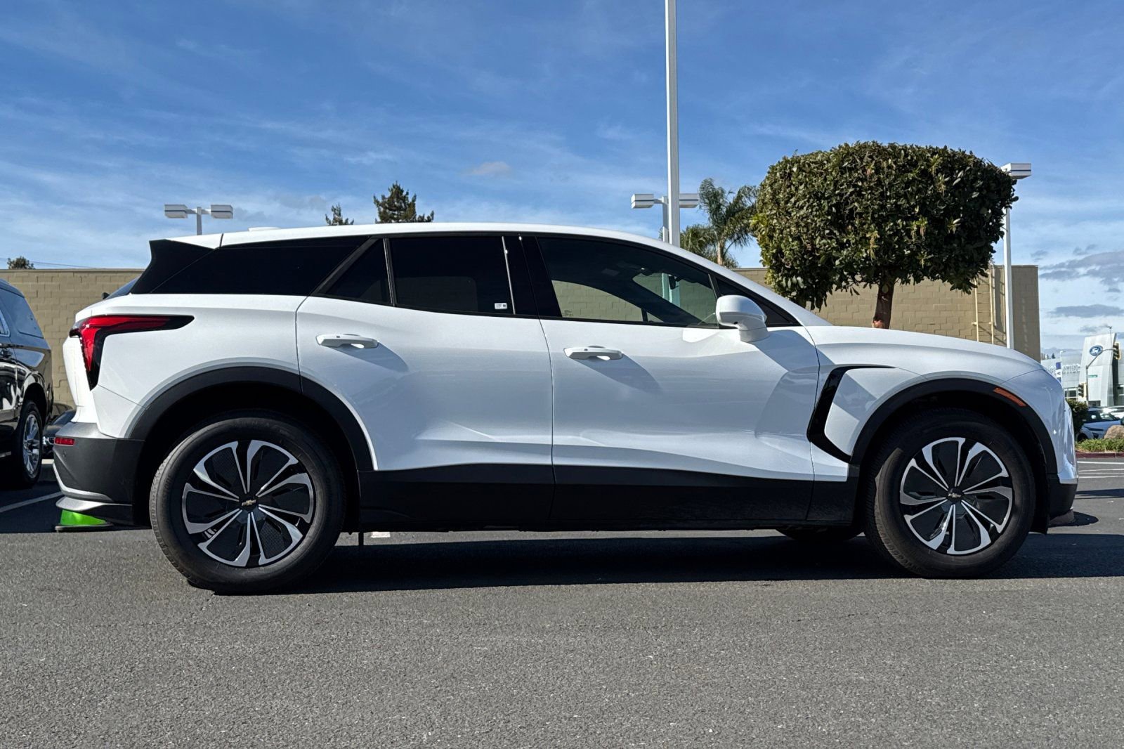 Used 2026 Chevrolet Blazer EV LT image 4
