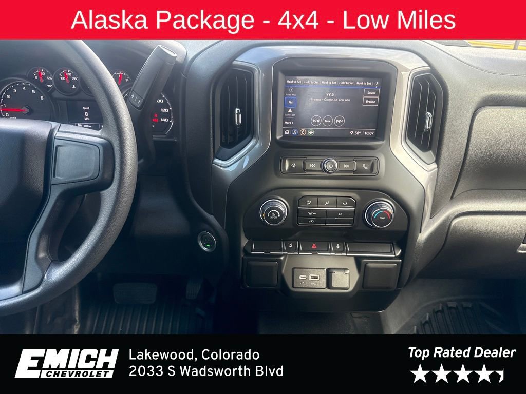Used 2024 Chevrolet Silverado 3500 W/T image 17