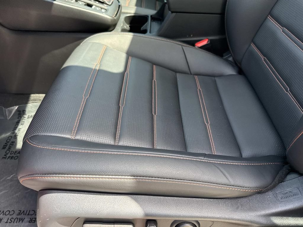 Used 2025 Honda CR-V Sport Touring image 27