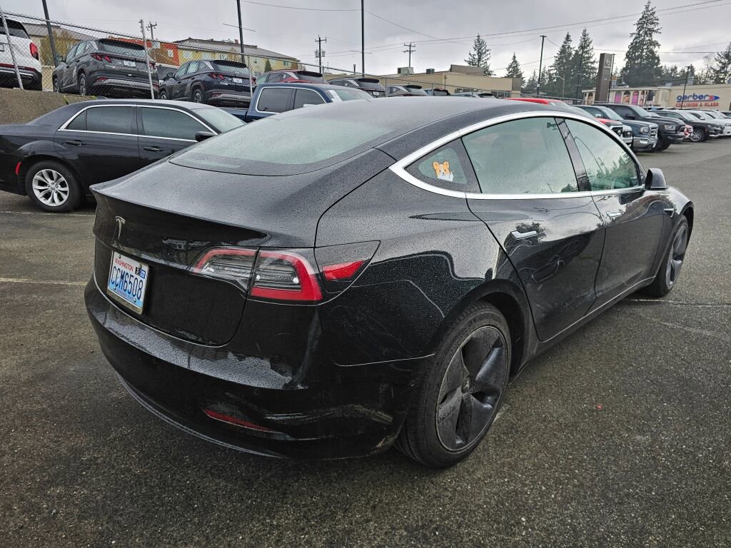Used 2019 Tesla Model 3 Standard Range Plus image 7