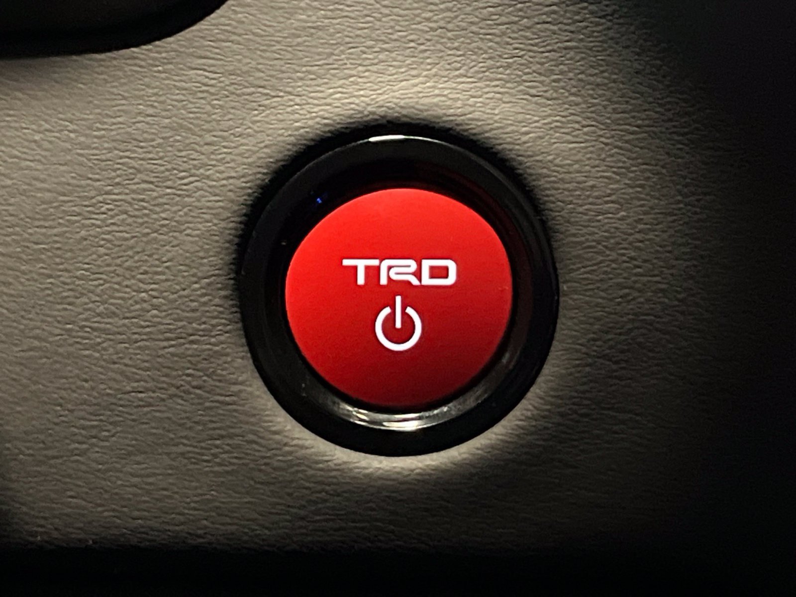New 2026 Toyota Tundra Platinum w/ TRD Off-Road Package AWD/4WD image 30
