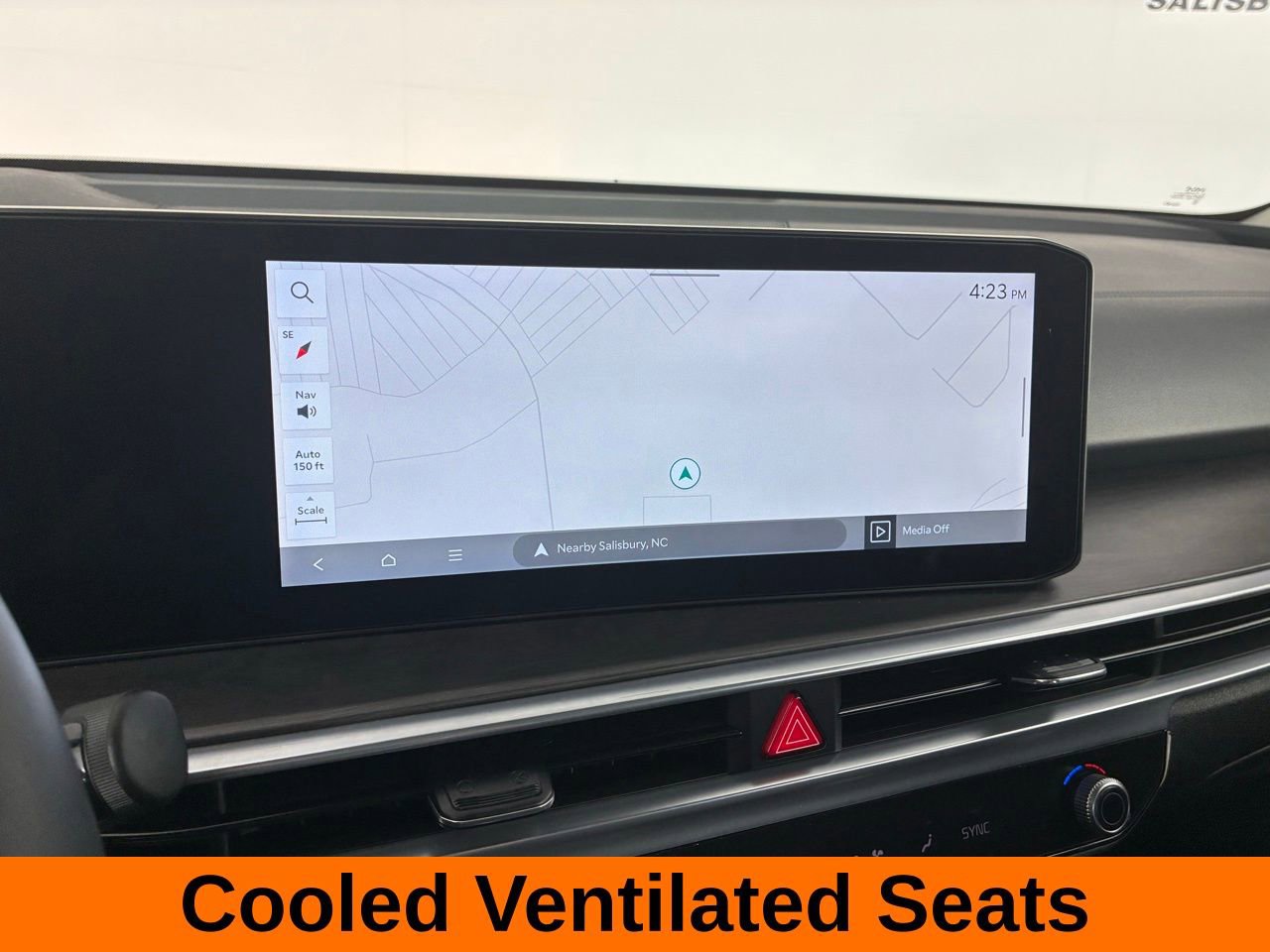 Used 2025 Kia Sorento SX image 15