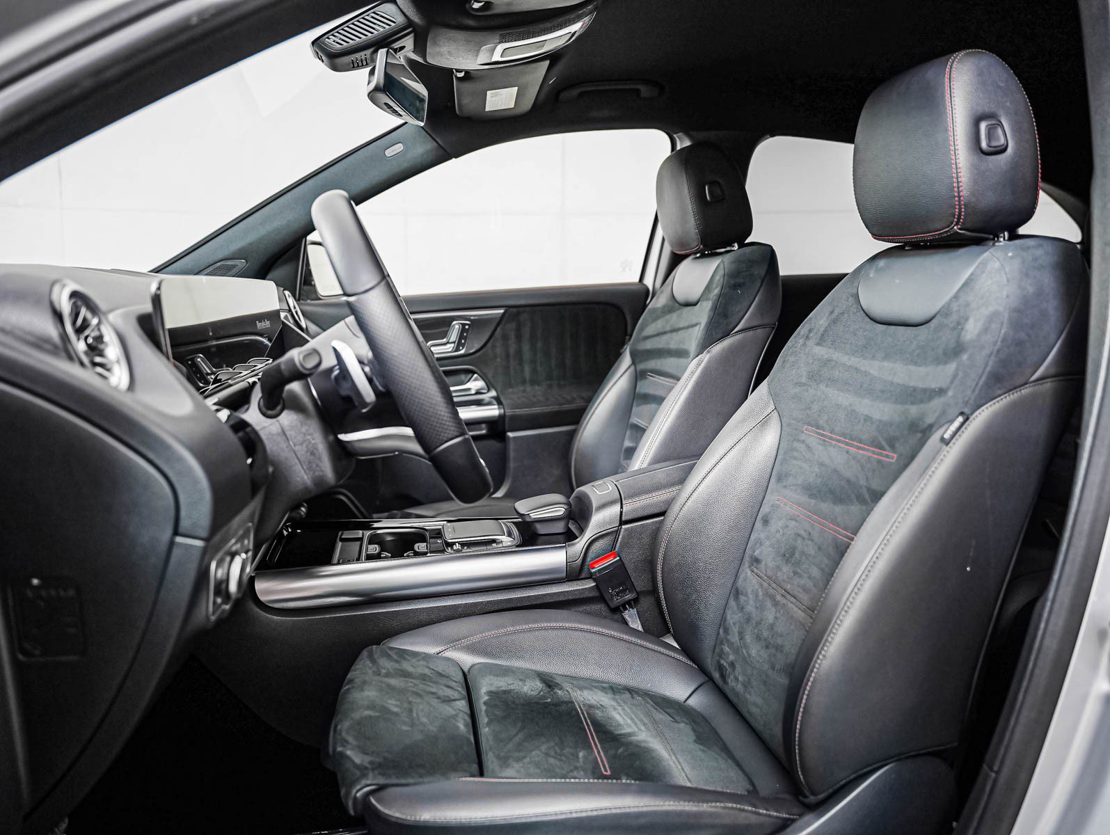 Certified 2023 Mercedes-Benz GLA 250 4MATIC image 11