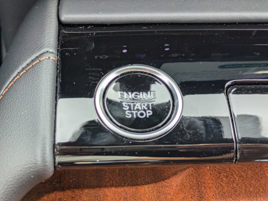 New 2027 Lincoln Navigator Black Label AWD/4WD image 32
