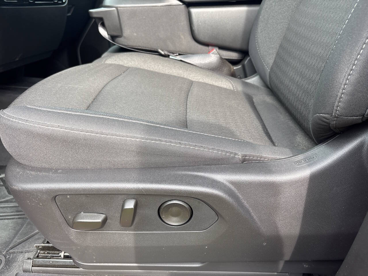 Used 2026 Chevrolet Silverado 1500 LT w/ All Star Edition Plus AWD/4WD image 23