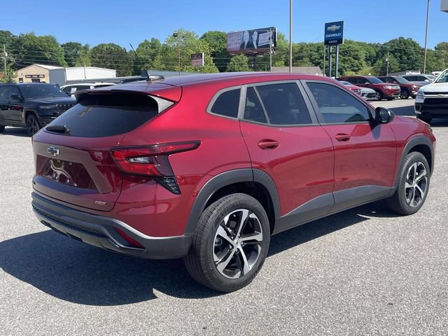 Certified 2024 Chevrolet Trax RS w/ Sunroof Package FWD video 3