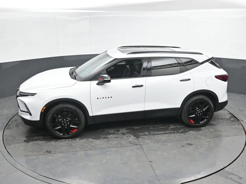 Used 2023 Chevrolet Blazer LT image 42