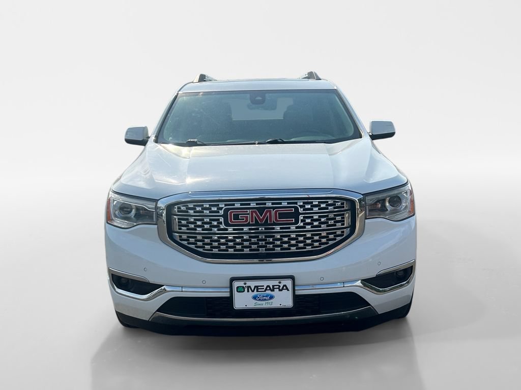 Used 2019 GMC Acadia Denali w/ Technology Package AWD/4WD image 10